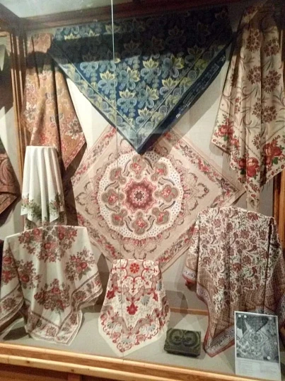 Павловский Посад + Ликино-Дулёво: ВЕРШИНЫ МАСТЕРСТВА, рис. 2